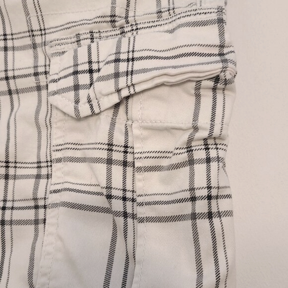 George Men’s Cargo Shorts | Size 42 | White & Gray Plaid | Casual - Picture 5 of 9